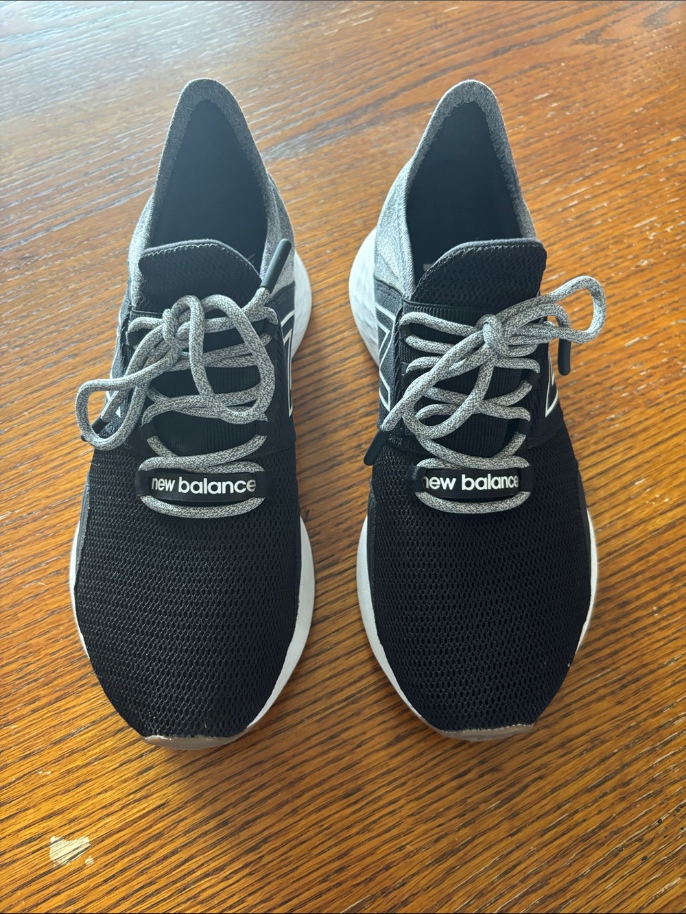 New Balance Black & Gray Athletic Running Sneakers